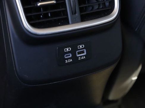 Used 2025 Subaru Outback Onyx Edition AWD/4WD image 18