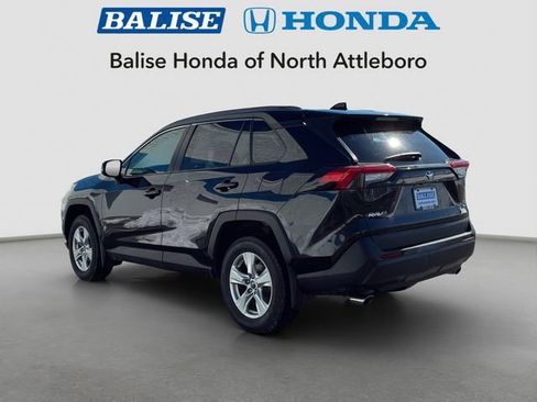 Used 2019 Toyota RAV4 XLE w/ Convenience Package image 3