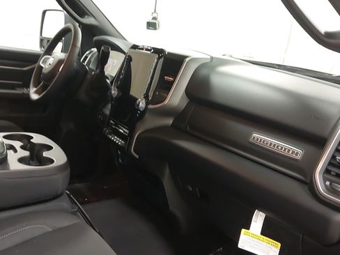 Used 2026 RAM 2500 Big Horn AWD/4WD image 28
