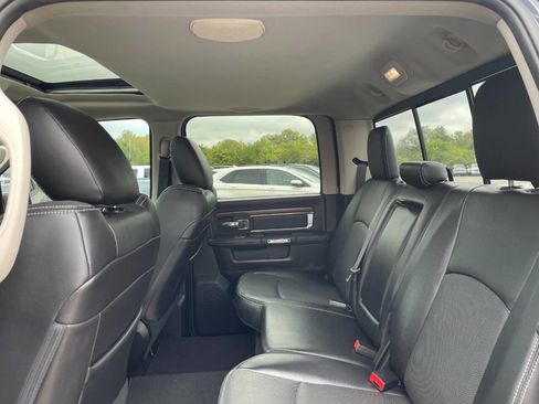 Used 2016 RAM 3500 Laramie w/ Convenience Group image 22