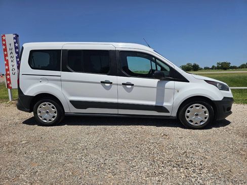 Used 2017 Ford Transit Connect XL FWD image 6