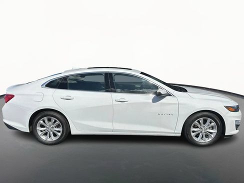 Used 2019 Chevrolet Malibu LT image 2