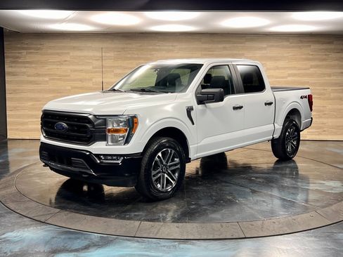 Used 2023 Ford F150 XLT image 5
