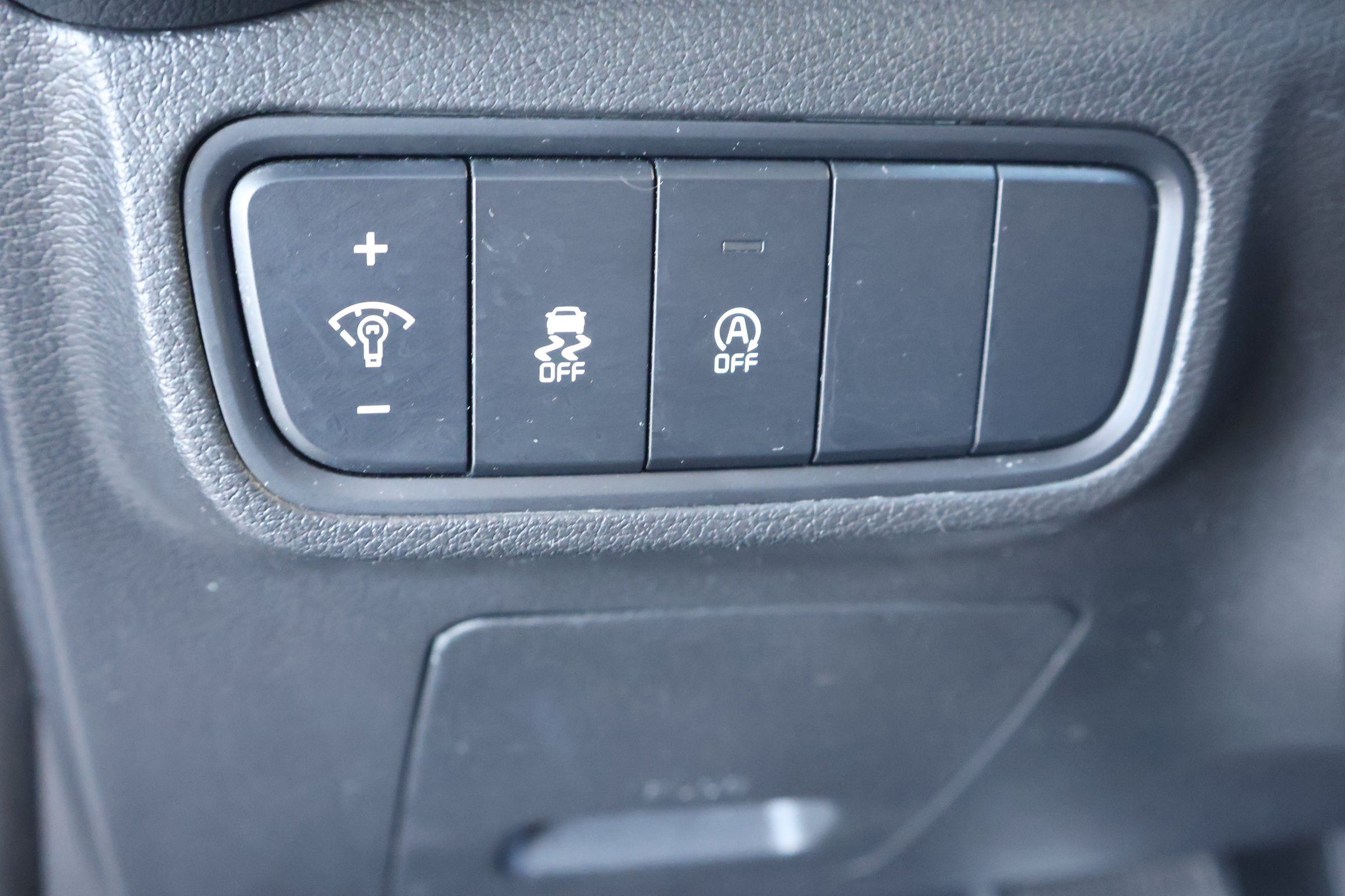 Used 2024 Kia Soul LX w/ Option Group 015 FWD image 22