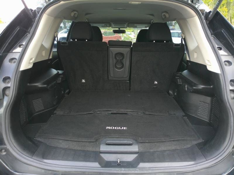 Used 2017 Nissan Rogue S FWD image 9