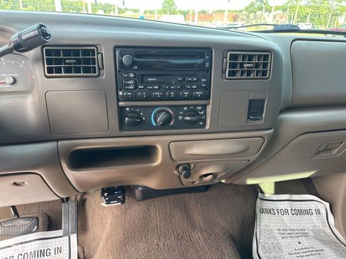 Used 2001 Ford F350 Lariat image 14