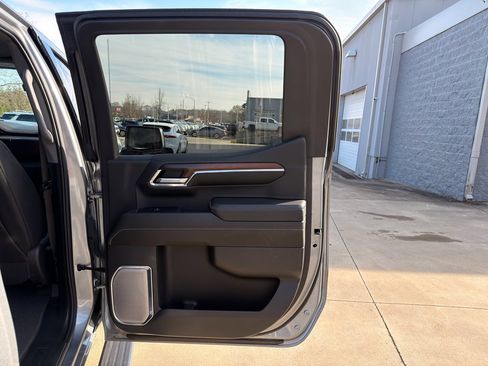 Used 2024 GMC Sierra 1500 Denali image 23