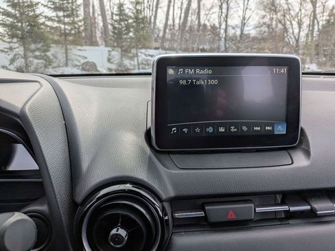 Used 2016 Scion iA image 12