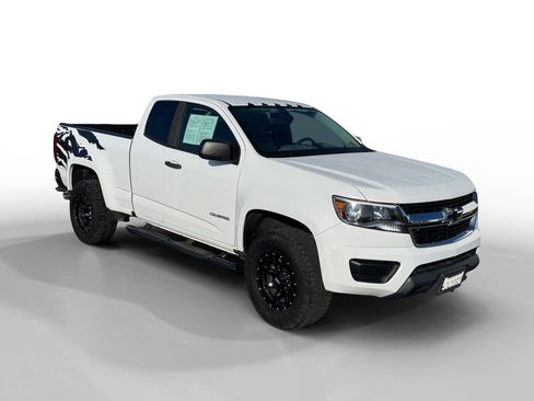 Used 2017 Chevrolet Colorado W/T w/ WT Convenience Package image 7