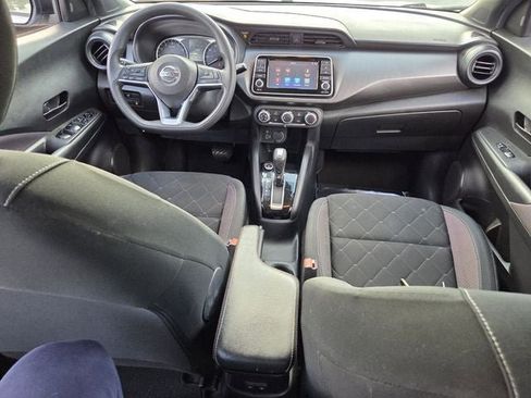 Used 2020 Nissan Kicks S FWD image 13