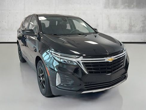 Certified 2022 Chevrolet Equinox LT image 3