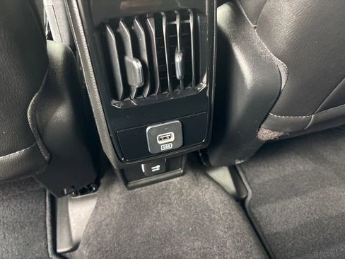 Used 2024 Jeep Compass Limited AWD/4WD image 12