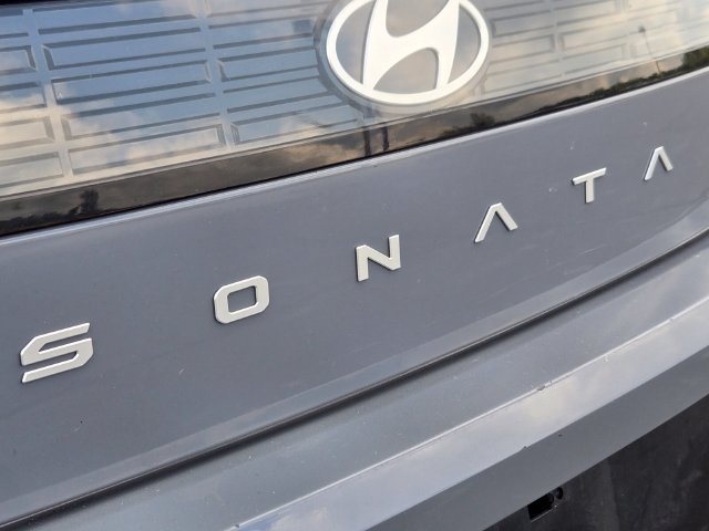 Used 2025 Hyundai Sonata SEL FWD image 17