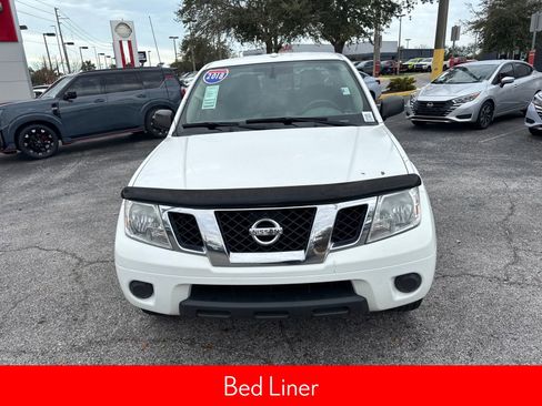 Used 2018 Nissan Frontier SV image 4