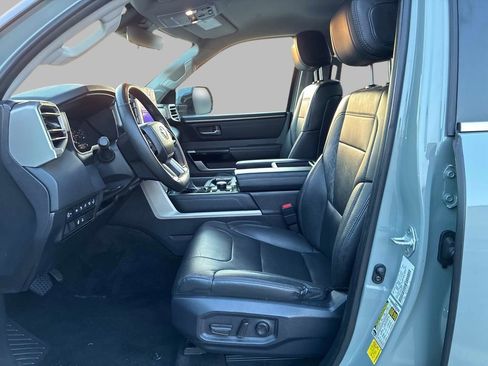 Used 2024 Toyota Tundra Limited AWD/4WD image 24
