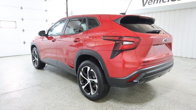 Used 2026 Chevrolet Trax RS w/ Driver Confidence Package FWD image 3