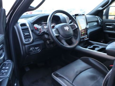 Used 2024 RAM 2500 Laramie w/ Night Edition image 15