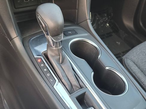 Used 2022 Chevrolet Equinox LT FWD image 37