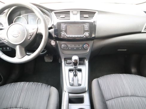 Used 2017 Nissan Sentra SV image 25