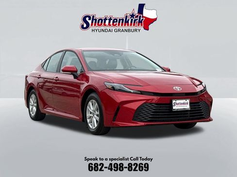 Used 2026 Toyota Camry LE FWD image 3