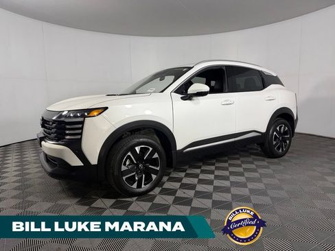 Used 2025 Nissan Kicks SR FWD image 1