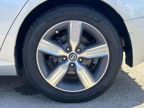 Used 2019 Nissan Altima 2.5 S image 11