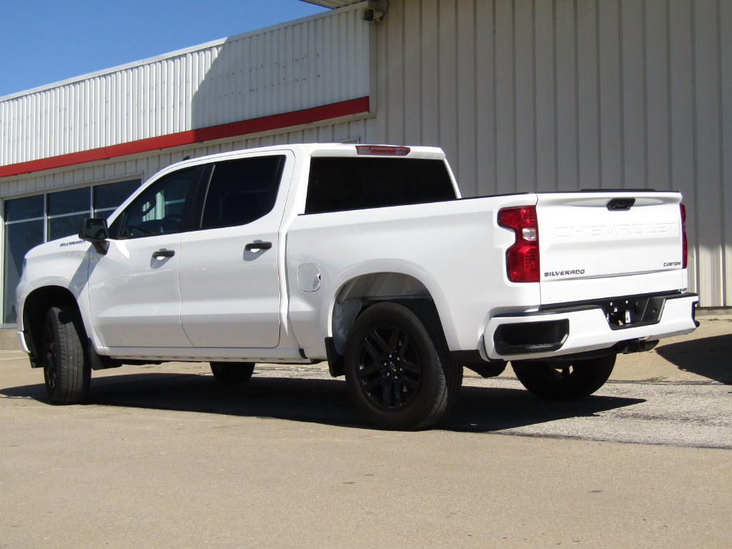 Used 2024 Chevrolet Silverado 1500 Custom AWD/4WD image 10