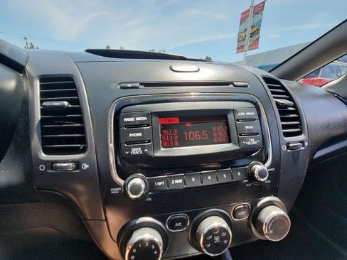 Used 2018 Kia Forte LX FWD image 13