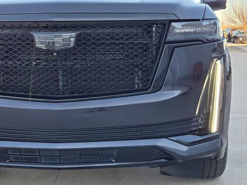 Used 2023 Cadillac Escalade Sport Platinum w/ LPO, Floor Liner Package image 6