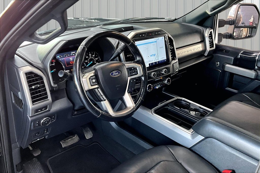 Used 2022 Ford F350 Platinum w/ Snow Plow Prep Package AWD/4WD image 17