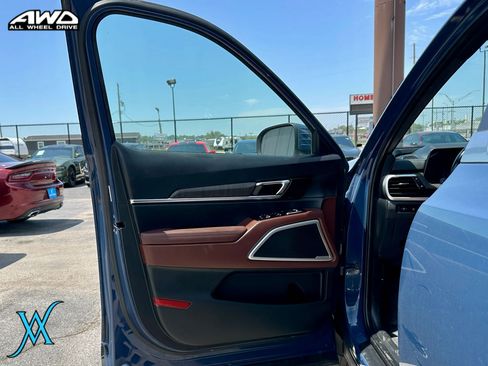 Used 2023 Kia Telluride EX AWD/4WD image 12