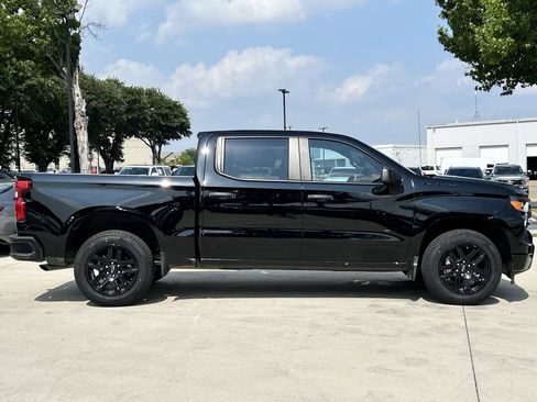 Used 2023 Chevrolet Silverado 1500 Custom w/ LPO, Dark Essentials Package RWD image 3