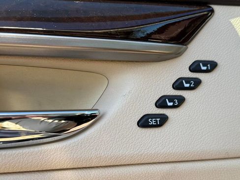 Used 2017 Lexus ES 350 image 12