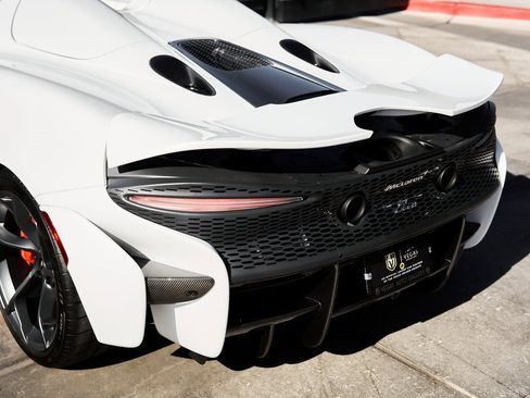 Used 2021 McLaren Elva image 26