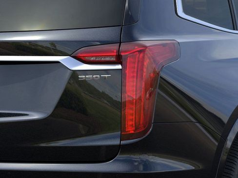 New 2025 Cadillac XT6 Luxury image 11