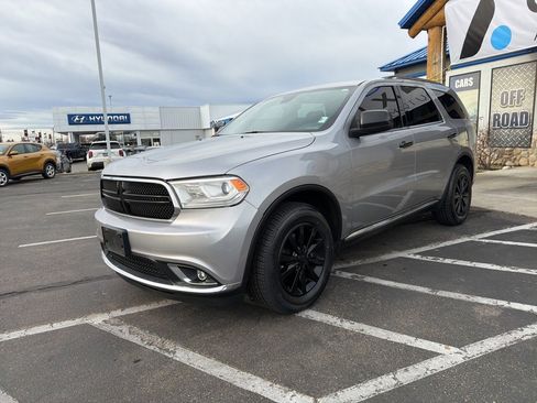 Used 2017 Dodge Durango SXT w/ Quick Order Package 23B image 3
