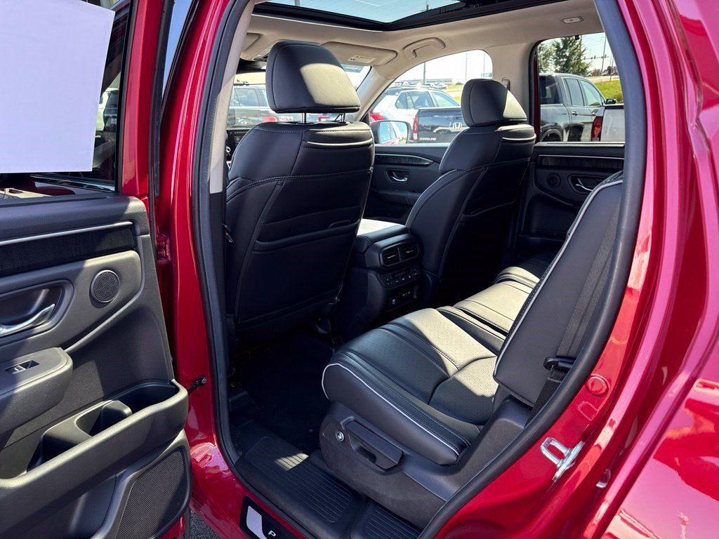 Certified 2025 Honda Pilot Elite image 16