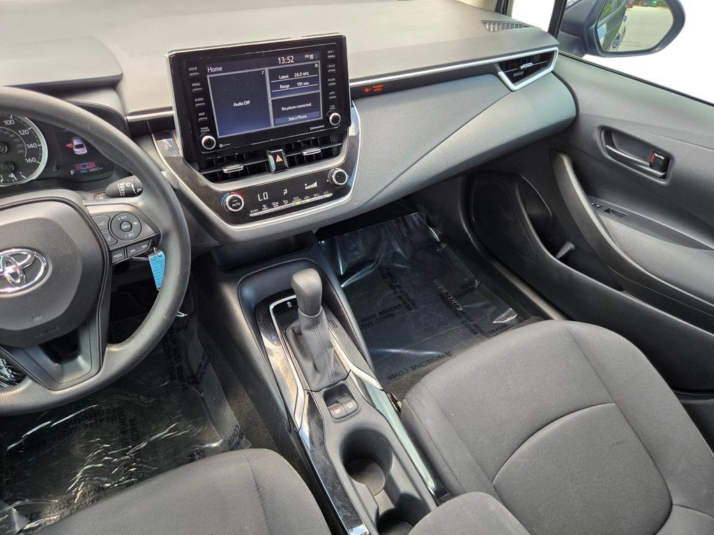 Used 2022 Toyota Corolla LE FWD image 20