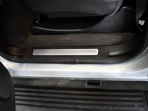 Used 2013 Chevrolet Avalanche LTZ image 23