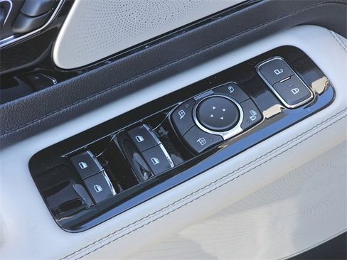 New 2025 Lincoln Aviator Reserve w/ Equipment Group 201A image 17