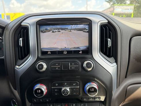 Used 2021 GMC Sierra 1500 SLT w/ SLT Premium Package RWD image 13