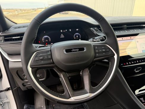 New 2026 Jeep Grand Cherokee L 4WD image 26
