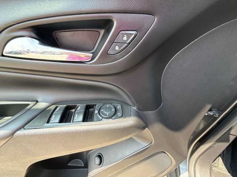 Certified 2021 Chevrolet Equinox LT FWD image 22
