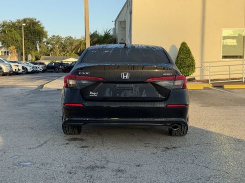 Used 2022 Honda Civic Sport image 6