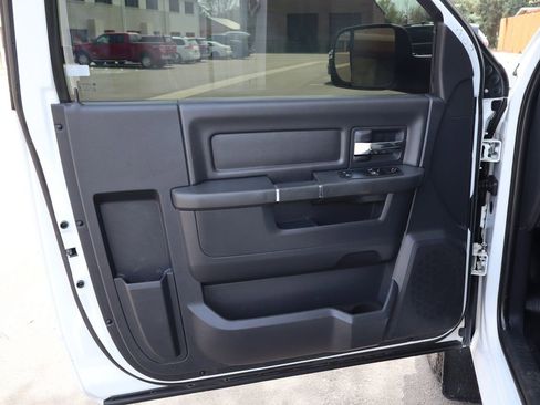 Used 2012 RAM 3500 ST w/ Chrome Appearance Group image 19