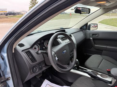 Used 2009 Ford Focus SE image 11