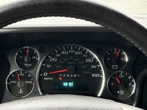 Used 2017 Chevrolet Express 2500 LS image 15