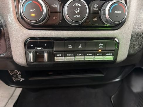 Used 2024 RAM 3500 Tradesman w/ Towing Technology Group AWD/4WD image 14