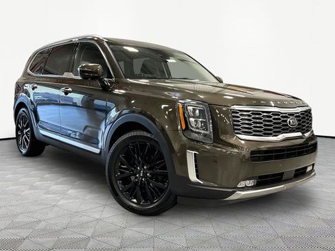 Used 2020 Kia Telluride SX w/ SX Prestige Package AWD/4WD image 3