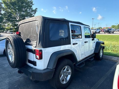 Used 2016 Jeep Wrangler Unlimited Sport w/ Quick Order Package 24S AWD/4WD image 4